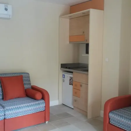 Sunny Complex 3* Napospart