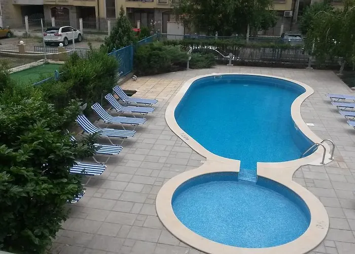 Sunny Complex Appart hôtel 3*